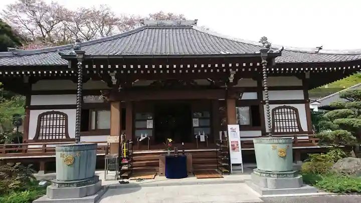 養源寺の本殿・本堂