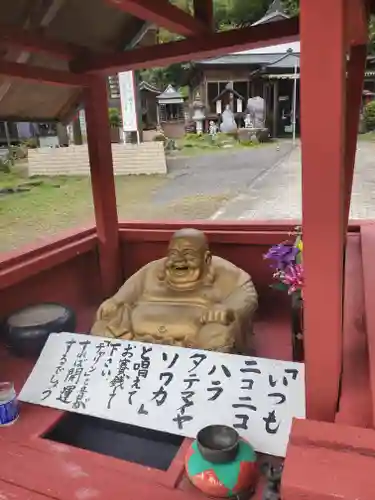  鳳仙寺の像