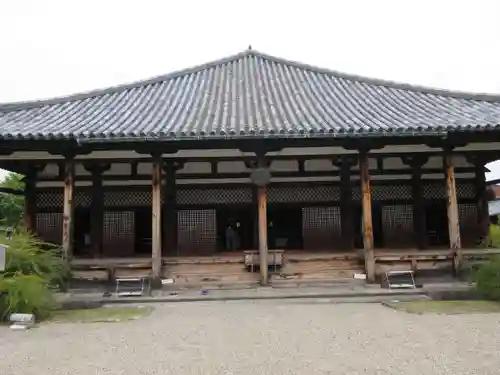 元興寺の本殿・本堂