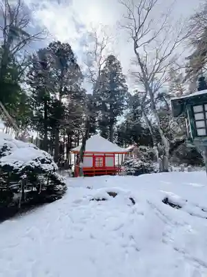 達谷西光寺(岩手県)