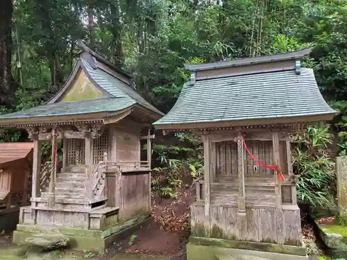 諏訪神社の末社