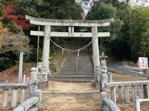 葦守八幡宮の鳥居