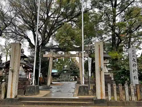 大神神社（花池）の鳥居