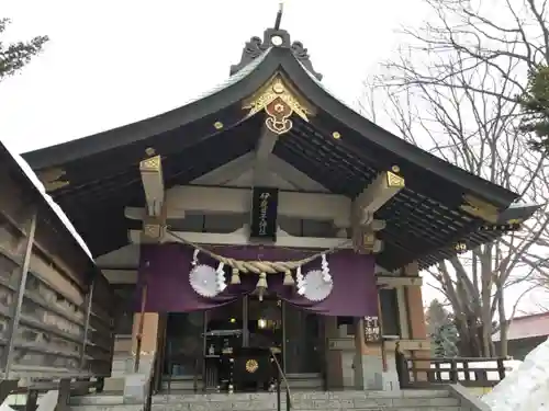 彌彦神社　(伊夜日子神社)の本殿・本堂