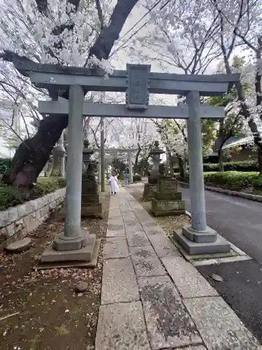 前原御嶽神社の鳥居