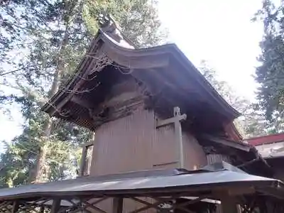岩上神社の本殿