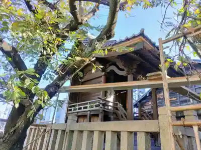 白山社の本殿・本堂