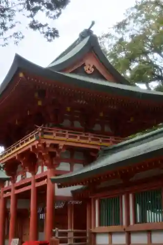 武蔵一宮氷川神社の山門