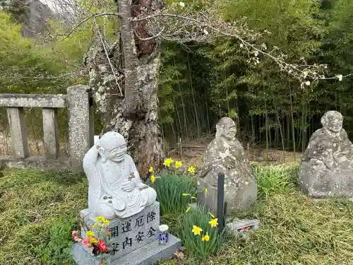 国宝 大法寺の{uncategorized: "未分類", other: "その他", undefined: "問題あり", building: "その他建物", grave: "お墓", sacred_gate: "鳥居", guardian: "狛犬", statue: "像", buddha: "仏像", history: "歴史", nature: "自然", garden: "庭園", animal: "動物", pagoda: "塔", temizu: "手水舎", mountain_gate: "山門・神門", sanctuary: "本殿・本堂", subordinate: "末社・摂社", art: "芸術", scenery: "景色", jizo: "地蔵", ema: "絵馬", goshuin: "御朱印", omikuji: "おみくじ", items: "授与品その他", amulet: "お守り", goshuincho: "御朱印帳", eats: "食事", festival: "お祭り", votive_dance: "神楽", shichigosan: "七五三参", wedding: "結婚式", experience: "体験その他", initially: "初詣", around: "周辺", anti_infection: "感染症対策"}