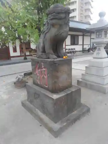 胡録神社の狛犬