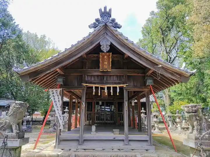 魚入神社の本殿・本堂