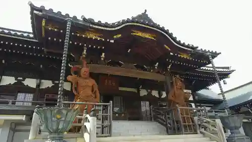 広源寺の本殿