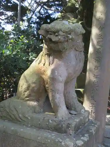 大瀬神社の狛犬