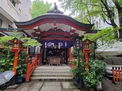 三崎稲荷神社の本殿・本堂