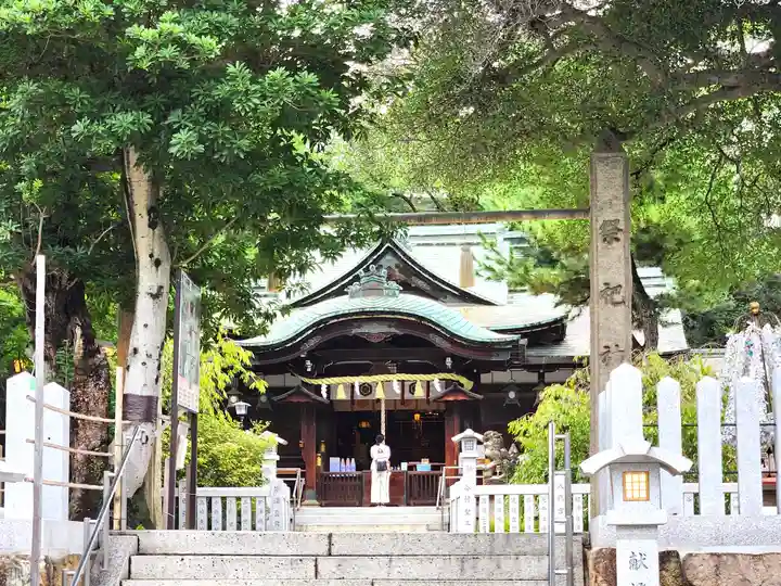 芦屋神社の本殿・本堂