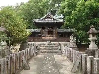 神明社の本殿