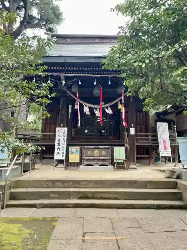 上高田氷川神社の{uncategorized: "未分類", other: "その他", undefined: "問題あり", building: "その他建物", grave: "お墓", sacred_gate: "鳥居", guardian: "狛犬", statue: "像", buddha: "仏像", history: "歴史", nature: "自然", garden: "庭園", animal: "動物", pagoda: "塔", temizu: "手水舎", mountain_gate: "山門・神門", sanctuary: "本殿・本堂", subordinate: "末社・摂社", art: "芸術", scenery: "景色", jizo: "地蔵", ema: "絵馬", goshuin: "御朱印", omikuji: "おみくじ", items: "授与品その他", amulet: "お守り", goshuincho: "御朱印帳", eats: "食事", festival: "お祭り", votive_dance: "神楽", shichigosan: "七五三参", wedding: "結婚式", experience: "体験その他", initially: "初詣", around: "周辺", anti_infection: "感染症対策"}