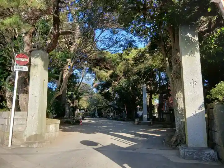 法華経寺奥之院の{uncategorized: "未分類", other: "その他", undefined: "問題あり", building: "その他建物", grave: "お墓", sacred_gate: "鳥居", guardian: "狛犬", statue: "像", buddha: "仏像", history: "歴史", nature: "自然", garden: "庭園", animal: "動物", pagoda: "塔", temizu: "手水舎", mountain_gate: "山門・神門", sanctuary: "本殿・本堂", subordinate: "末社・摂社", art: "芸術", scenery: "景色", jizo: "地蔵", ema: "絵馬", goshuin: "御朱印", omikuji: "おみくじ", items: "授与品その他", amulet: "お守り", goshuincho: "御朱印帳", eats: "食事", festival: "お祭り", votive_dance: "神楽", shichigosan: "七五三参", wedding: "結婚式", experience: "体験その他", initially: "初詣", around: "周辺", anti_infection: "感染症対策"}