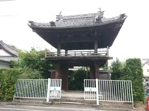 祐伝寺の山門・神門