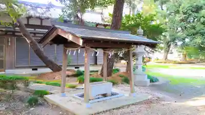 高津社の手水舎