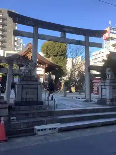 三輪神社の鳥居