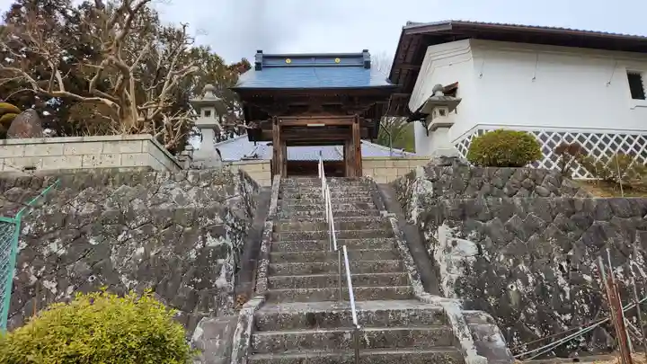 霊山寺の山門・神門