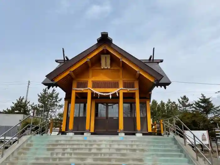 錦岡樽前山神社の本殿