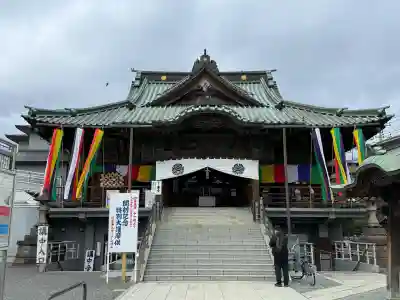成田山川越別院の{uncategorized: "未分類", other: "その他", undefined: "問題あり", building: "その他建物", grave: "お墓", sacred_gate: "鳥居", guardian: "狛犬", statue: "像", buddha: "仏像", history: "歴史", nature: "自然", garden: "庭園", animal: "動物", pagoda: "塔", temizu: "手水舎", mountain_gate: "山門・神門", sanctuary: "本殿・本堂", subordinate: "末社・摂社", art: "芸術", scenery: "景色", jizo: "地蔵", ema: "絵馬", goshuin: "御朱印", omikuji: "おみくじ", items: "授与品その他", amulet: "お守り", goshuincho: "御朱印帳", eats: "食事", festival: "お祭り", votive_dance: "神楽", shichigosan: "七五三参", wedding: "結婚式", experience: "体験その他", initially: "初詣", around: "周辺", anti_infection: "感染症対策"}