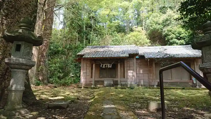熊野神社の本殿・本堂
