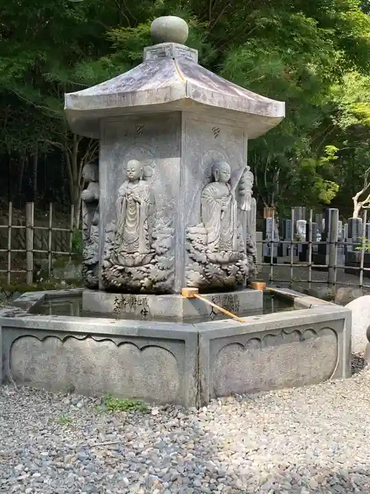 化野念仏寺の地蔵