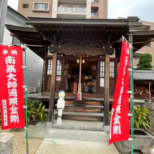 長全寺の末社