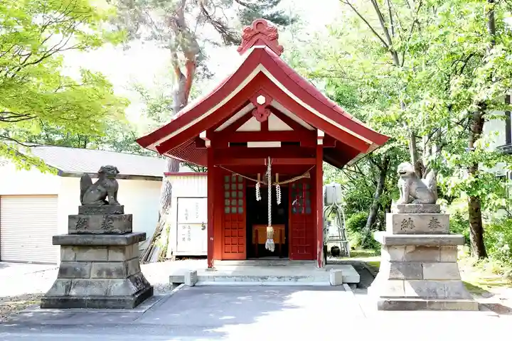 鷹栖神社の末社・摂社