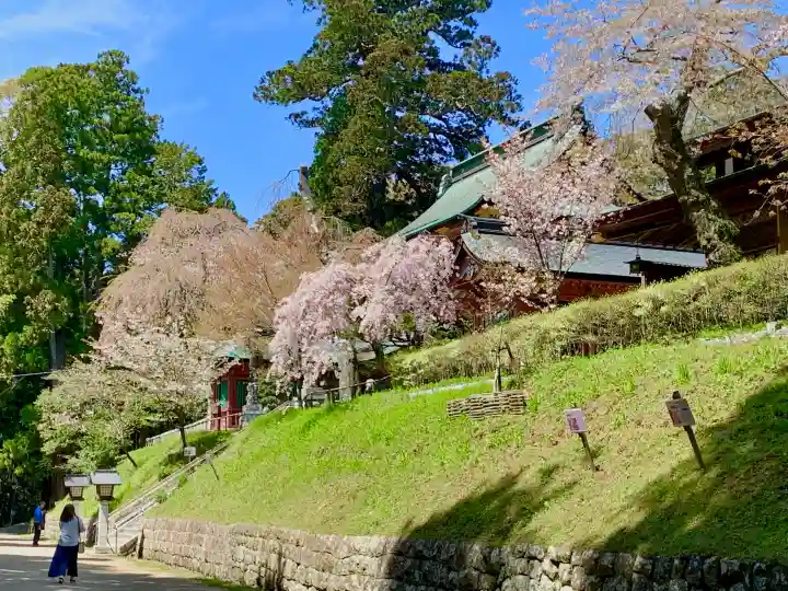 志波彦神社・鹽竈神社の{uncategorized: "未分類", other: "その他", undefined: "問題あり", building: "その他建物", grave: "お墓", sacred_gate: "鳥居", guardian: "狛犬", statue: "像", buddha: "仏像", history: "歴史", nature: "自然", garden: "庭園", animal: "動物", pagoda: "塔", temizu: "手水舎", mountain_gate: "山門・神門", sanctuary: "本殿・本堂", subordinate: "末社・摂社", art: "芸術", scenery: "景色", jizo: "地蔵", ema: "絵馬", goshuin: "御朱印", omikuji: "おみくじ", items: "授与品その他", amulet: "お守り", goshuincho: "御朱印帳", eats: "食事", festival: "お祭り", votive_dance: "神楽", shichigosan: "七五三参", wedding: "結婚式", experience: "体験その他", initially: "初詣", around: "周辺", anti_infection: "感染症対策"}
