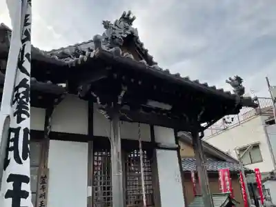 西方院の末社・摂社