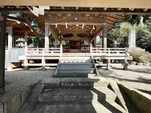 國津神社の本殿