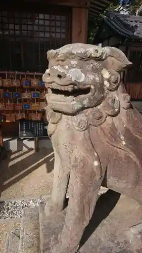 水堂須佐男神社の狛犬