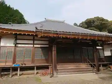 法林寺の本殿・本堂