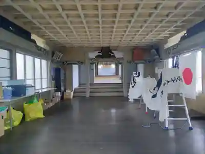 八幡社（毛受）の本殿・本堂