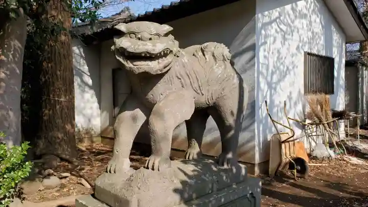 八幡神社の狛犬
