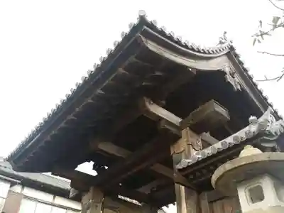 月照寺の山門・神門
