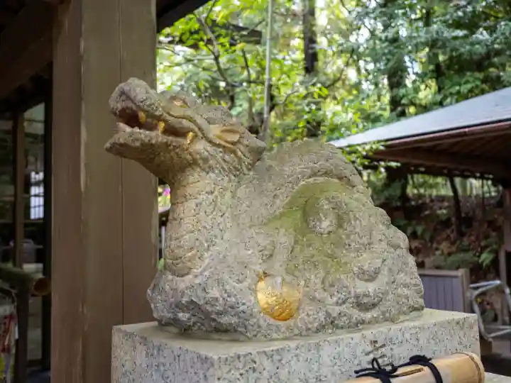 伏見神宝神社の{uncategorized: "未分類", other: "その他", undefined: "問題あり", building: "その他建物", grave: "お墓", sacred_gate: "鳥居", guardian: "狛犬", statue: "像", buddha: "仏像", history: "歴史", nature: "自然", garden: "庭園", animal: "動物", pagoda: "塔", temizu: "手水舎", mountain_gate: "山門・神門", sanctuary: "本殿・本堂", subordinate: "末社・摂社", art: "芸術", scenery: "景色", jizo: "地蔵", ema: "絵馬", goshuin: "御朱印", omikuji: "おみくじ", items: "授与品その他", amulet: "お守り", goshuincho: "御朱印帳", eats: "食事", festival: "お祭り", votive_dance: "神楽", shichigosan: "七五三参", wedding: "結婚式", experience: "体験その他", initially: "初詣", around: "周辺", anti_infection: "感染症対策"}