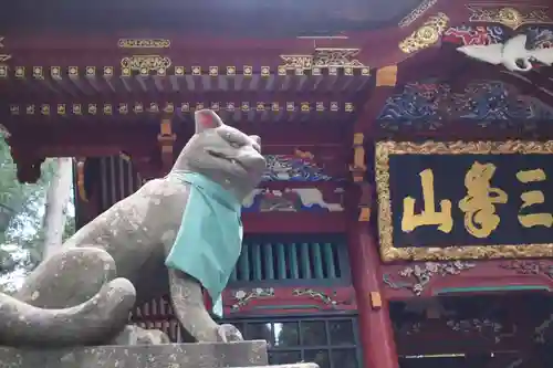 三峯神社の狛犬