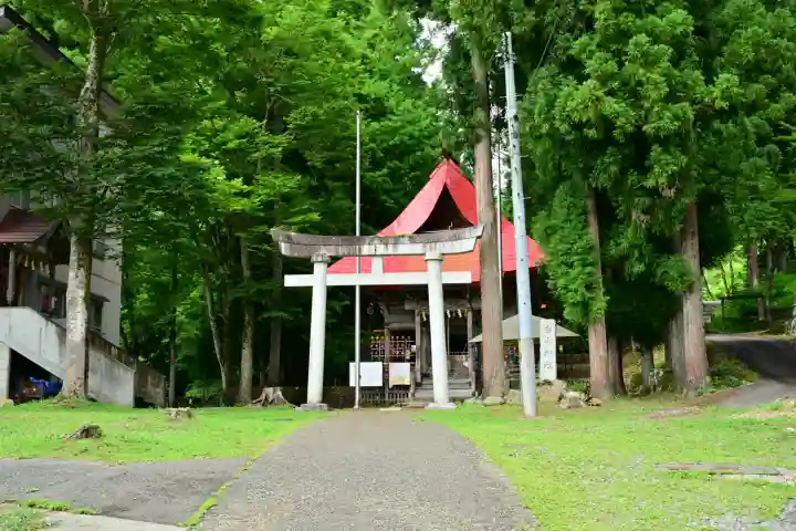 浦佐白山神社(新潟県)