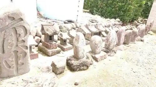 霊光寺の建物その他