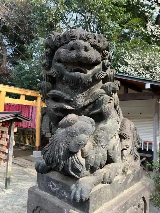 代々木八幡宮の{uncategorized: "未分類", other: "その他", undefined: "問題あり", building: "その他建物", grave: "お墓", sacred_gate: "鳥居", guardian: "狛犬", statue: "像", buddha: "仏像", history: "歴史", nature: "自然", garden: "庭園", animal: "動物", pagoda: "塔", temizu: "手水舎", mountain_gate: "山門・神門", sanctuary: "本殿・本堂", subordinate: "末社・摂社", art: "芸術", scenery: "景色", jizo: "地蔵", ema: "絵馬", goshuin: "御朱印", omikuji: "おみくじ", items: "授与品その他", amulet: "お守り", goshuincho: "御朱印帳", eats: "食事", festival: "お祭り", votive_dance: "神楽", shichigosan: "七五三参", wedding: "結婚式", experience: "体験その他", initially: "初詣", around: "周辺", anti_infection: "感染症対策"}