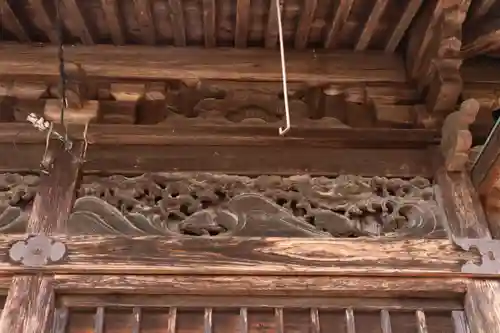 三輪神社の本殿