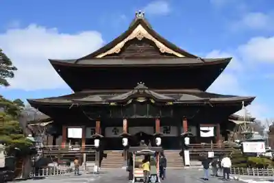 善光寺の本殿・本堂