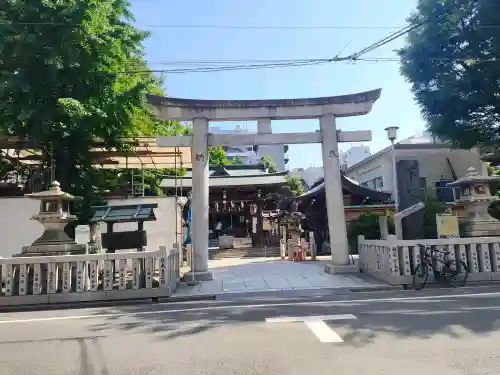 下谷神社の{uncategorized: "未分類", other: "その他", undefined: "問題あり", building: "その他建物", grave: "お墓", sacred_gate: "鳥居", guardian: "狛犬", statue: "像", buddha: "仏像", history: "歴史", nature: "自然", garden: "庭園", animal: "動物", pagoda: "塔", temizu: "手水舎", mountain_gate: "山門・神門", sanctuary: "本殿・本堂", subordinate: "末社・摂社", art: "芸術", scenery: "景色", jizo: "地蔵", ema: "絵馬", goshuin: "御朱印", omikuji: "おみくじ", items: "授与品その他", amulet: "お守り", goshuincho: "御朱印帳", eats: "食事", festival: "お祭り", votive_dance: "神楽", shichigosan: "七五三参", wedding: "結婚式", experience: "体験その他", initially: "初詣", around: "周辺", anti_infection: "感染症対策"}