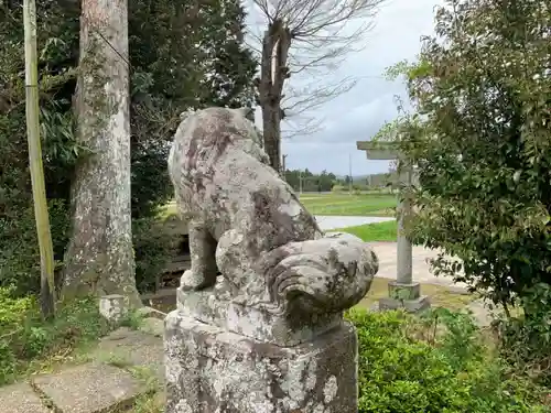 帝跡神社の狛犬