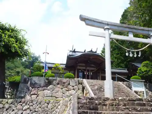 夫婦木神社の建物その他